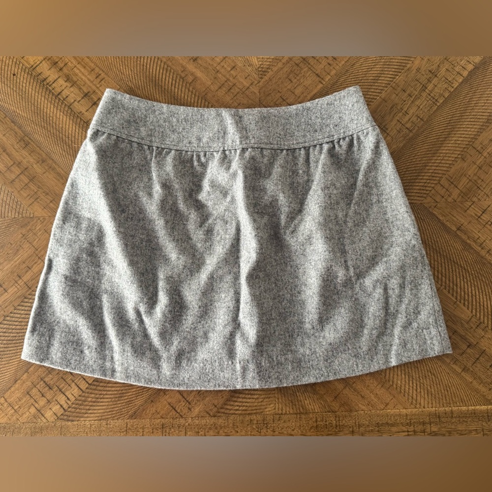🩶 Wool Skirt with Button Detail & Side Pockets - size 6 - Picture 11 of 12